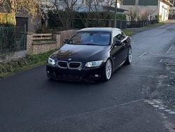 Schwarz Gebraucht 2012 BMW 335 Cabriolet M Sport Cabrio | 15.900 € (Fairer Preis)