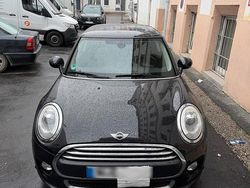 Schwarz Gebraucht 2017 Mini ONE Kleinwagen | 11.980 € (Etwas zu teuer)
