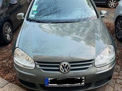 Grau Gebraucht 2006 VW Golf V Comfortline Limousine | 2.300 € (Superpreis)