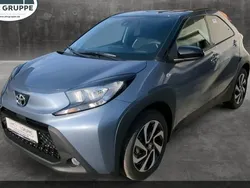 Grau Gebraucht 2025 Toyota Aygo Team Kleinwagen | 19.570 € (Etwas zu teuer)