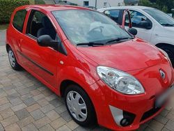Rot Gebraucht 2009 Renault Twingo Kleinwagen | 2.000 €