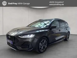 Magnetic metallic Gebraucht 2024 Ford Focus ST-Line X Kombi | 27.950 € (Fairer Preis)