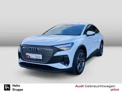 Gletscherweiß metallic Gebraucht 2024 Audi Q4 Sportback e-tron Ambiente SUV | 43.990 €