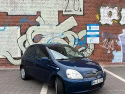 Blau Gebraucht 2003 Toyota Yaris Kleinwagen | 2.000 € (Fairer Preis)