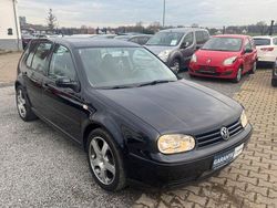 Blau Gebraucht 2001 VW Golf IV Limousine | 4.999 €