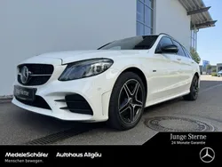 Unilack polarweiß Gebraucht 2021 Mercedes C300e AMG Kombi | 28.470 € (Fairer Preis)