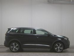 Schwarz Gebraucht 2021 Peugeot 5008 Allure Van / Kleinbus | 15.580 € (Guter Preis)