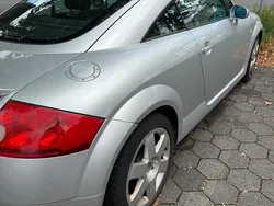 Silber Gebraucht 1999 Audi TT Coupé | 2.500 € (Etwas zu teuer)