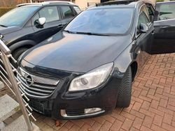 Schwarz Gebraucht 2012 Opel Insignia Kombi | 3.800 € (Guter Preis)
