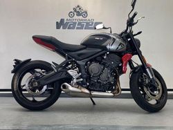 Grau Gebraucht 2022 Triumph Moss | 6.450 €