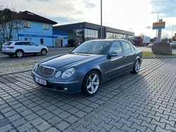 Blau Gebraucht 2004 Mercedes E240 Elegance Limousine | 3.500 € (Fairer Preis)