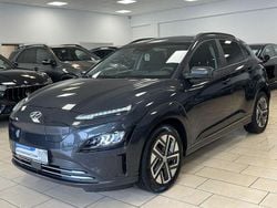 Grau Gebraucht 2022 Hyundai Kona Trend SUV | 18.470 € (Guter Preis)