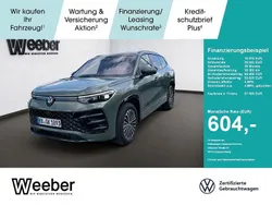 Grün Gebraucht 2025 VW Tayron R-line SUV | 67.500 €