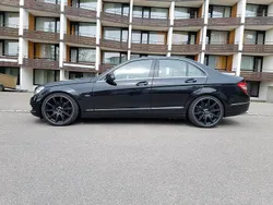 Schwarz Gebraucht 2011 Mercedes C250 Limousine | 11.500 €