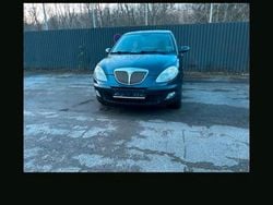 Schwarz Gebraucht 2004 Lancia Ypsilon Kleinwagen | 450 € (Fairer Preis)