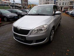 Silber Gebraucht 2010 Skoda Fabia Ambiente Kleinwagen | 4.990 € (Fairer Preis)