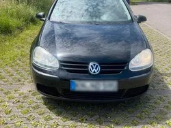 Schwarz Gebraucht 2005 VW Golf IV Kleinwagen | 1.990 € (Fairer Preis)