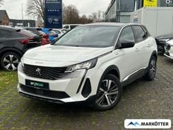Weiss Gebraucht 2022 Peugeot 3008 Allure SUV | 25.980 € (Fairer Preis)