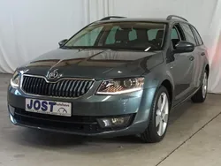 Grau Gebraucht 2016 Skoda Octavia Joy Kombi | 15.950 € (Etwas zu teuer)