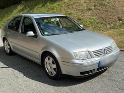 Silber Gebraucht 2002 VW Bora Limousine | 2.500 € (Etwas zu teuer)