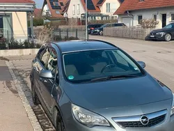 Gebraucht 2012 Opel Astra Kombi | 3.000 €