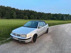 Silber Gebraucht 2000 VW Golf Cabriolet Classicline Cabrio | 3.500 € (Fairer Preis)