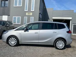 Silber Gebraucht 2016 Opel Zafira Tourer Edition Van / Kleinbus | 7.990 € (Superpreis)