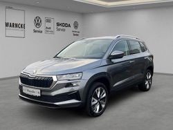 Graphitegrau metallic Gebraucht 2025 Skoda Karoq Selection SUV | 36.870 € (Fairer Preis)