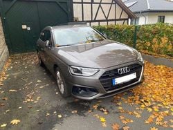 Grau Gebraucht 2020 Audi A4 S-Line Kombi | 22.999 € (Superpreis)