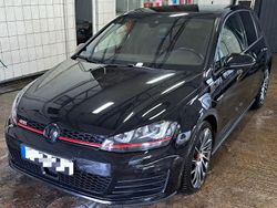 Schwarz Gebraucht 2016 VW Golf VII GTI Limousine | 14.000 € (Guter Preis)