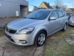 Silber Gebraucht 2010 Kia Ceed Vision Kleinwagen | 3.750 € (Guter Preis)