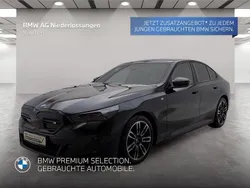Schwarz Gebraucht 2024 BMW i5 Comfort Edition Limousine | 77.109 € (Fairer Preis)