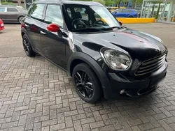 Schwarz Gebraucht 2012 Mini Cooper Countryman SUV | 8.000 € (Fairer Preis)