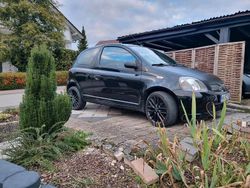 Schwarz Gebraucht 1999 Toyota Yaris Kleinwagen | 2.450 € (Teuer)
