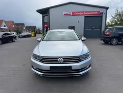 Silber Gebraucht 2016 VW Passat Kombi | 9.999 € (Guter Preis)