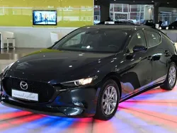 Deep crystal blue Gebraucht 2019 Mazda 3 Limousine | 16.950 €