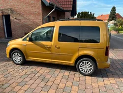 Sandstorm yellow metallic Gebraucht 2016 VW Caddy Comfortline Van / Kleinbus | 17.990 € (Guter Preis)