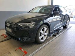 Mythosschwarz metallic Gebraucht 2022 Audi e-tron Sportback S-Line SUV | 37.765 € (Fairer Preis)
