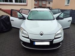 Weiß Gebraucht 2013 Renault Mégane GrandTour Kombi | 4.250 € (Superpreis)