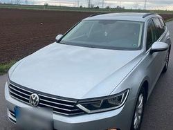 Silber Gebraucht 2017 VW Passat Comfortline Kombi | 14.750 € (Etwas zu teuer)