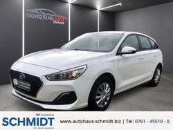 Polar white Gebraucht 2019 Hyundai i30 Select Kombi | 14.390 € (Fairer Preis)