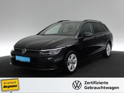 Schwarz Gebraucht 2021 VW Golf VIII Life Kombi | 22.994 € (Fairer Preis)