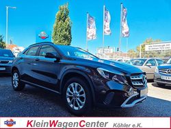 Braun Gebraucht 2017 Mercedes GLA250 SUV | 19.990 € (Fairer Preis)