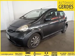 Grau Gebraucht 2007 Toyota Aygo Cool Kleinwagen | 4.890 €