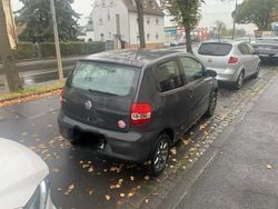 Grau Gebraucht 2007 VW Fox Kleinwagen | 1.000 € (Guter Preis)