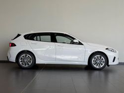 Weiss Neu 2025 BMW 120 Performance Kleinwagen | 33.190 € (Superpreis)