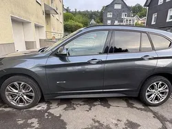 Grau Gebraucht 2017 BMW X1 Sport Line SUV | 13.500 € (Guter Preis)