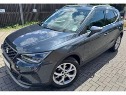 Grau Gebraucht 2024 Seat Arona FR SUV | 25.950 € (Teuer)