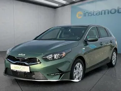 Grün Neu 2025 Kia Ceed Vision Kleinwagen | 26.949 € (Guter Preis)
