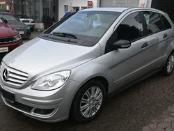 Silber Gebraucht 2007 Mercedes B170 Van / Kleinbus | 6.498 € (Fairer Preis)